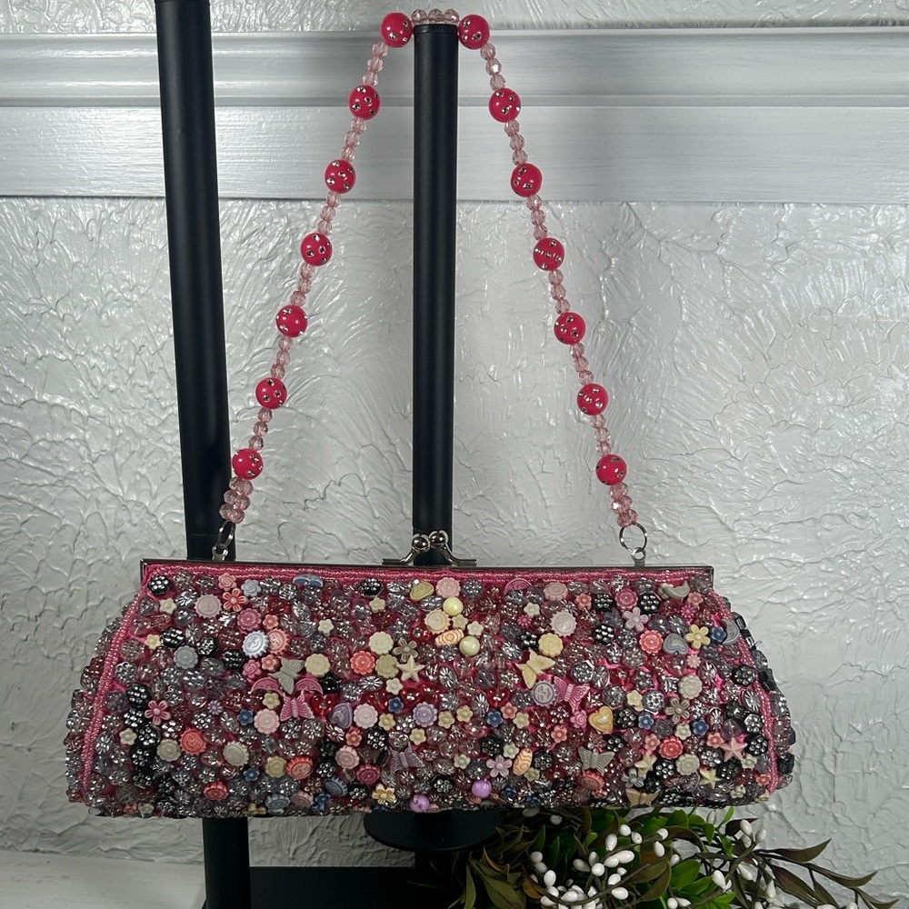 LA VIOLA Pink Clutch Kiss Lock Pink Lined Evening Prom Bag
W/ Strap NWOT - Picture 3 of 16